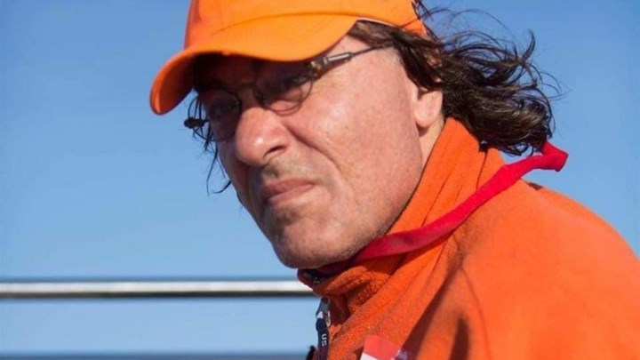 Συγκλονίζει ο γιος του διασώστη που πέθανε από κορονοϊό