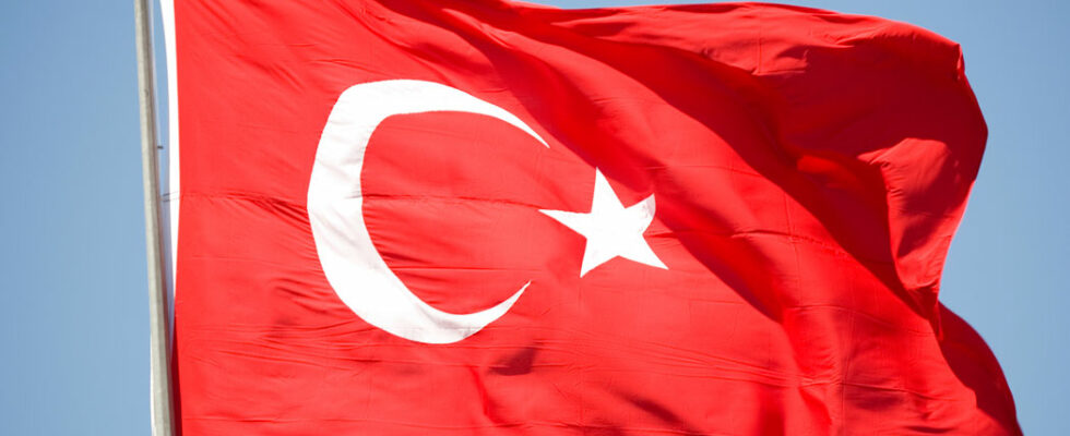 Η Τουρκία απειλεί με απρόκλητες νηοψίες σε ελληνικά εμπορικά πλοία