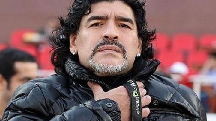 Ο Μαραντόνα αποκλήρωσε τις κόρες του