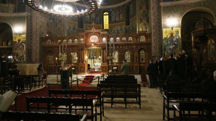 Προς άνοιγμα οι ναοί για το κοινό τα Χριστούγεννα