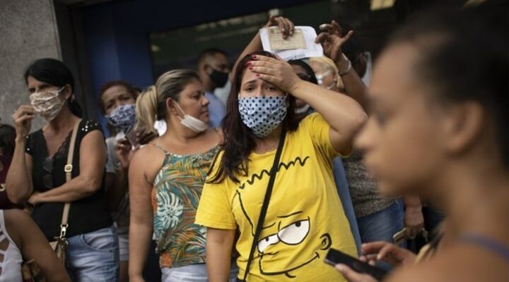 Εφιάλτης στη Βραζιλία με 52.544 νέα κρούσματα και 823 θανάτους μέσα σε 24 ώρες