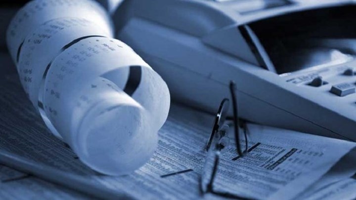 Αυτοαπασχολούμενοι: "Ψαλίδι" στους φόρους το 2021 - Τι αλλάζει