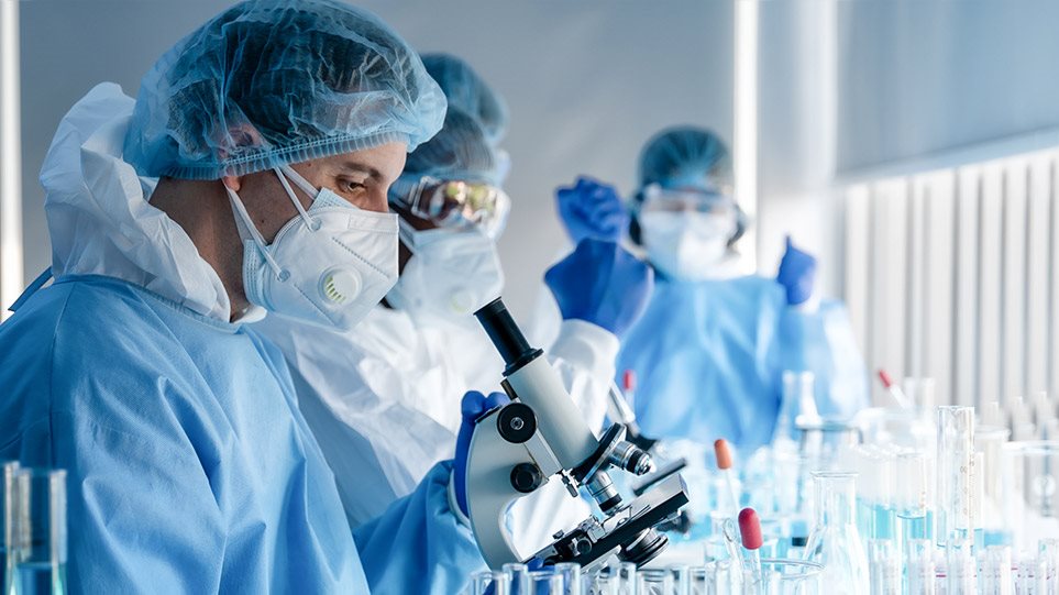 Κορωνοϊός: Τι κάνει η νέα μετάλλαξη κι από πού προήλθε