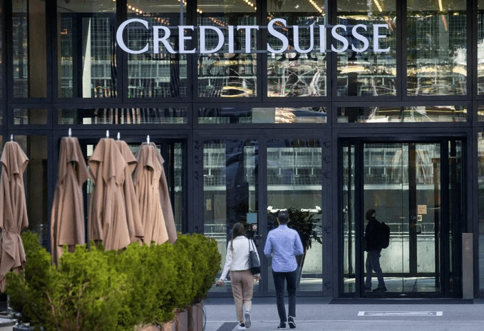 Πώς η «αμαρτωλή» Credit Suisse ταρακούνησε τις αγορές