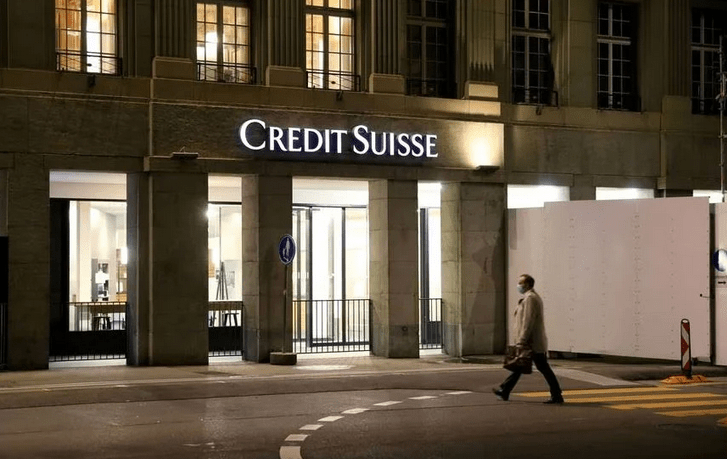 Εξαγορά της Credit Suisse από την UBS: Η εξαφάνιση ενός ζόμπι γέννησε ένα τέρας;
