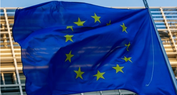 Η ΕΕ οριστικοποιεί το σχέδιο εφοδιασμού του Κιέβου αξίας 2 δισεκ. ευρώ!