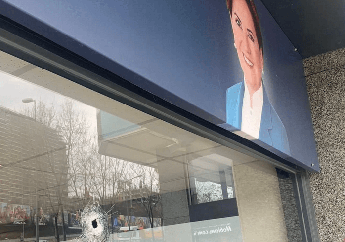 Τουρκία: Ένοπλη επίθεση στα γραφεία του κόμματος της Μεράλ Ακσενέρ