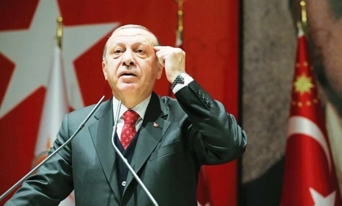 Έξαλλος με Μπάιντεν ο Ερντογάν: «Ψηφίστε με να δώσουμε ένα ισχυρό μάθημα στις ΗΠΑ»