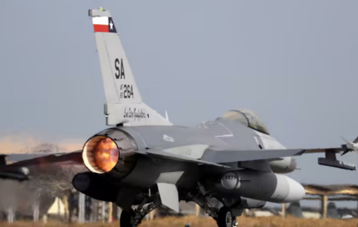 Γιατί τα F-16 δεν θα προλάβουν να απογειωθούν από τα αεροδρόμια της Ουκρανίας
