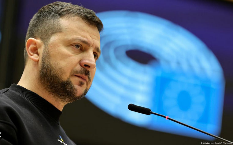 Όπλα ,όπλα, όπλα ζητά ξανά ο Ζελένσκι από τη Δύση!