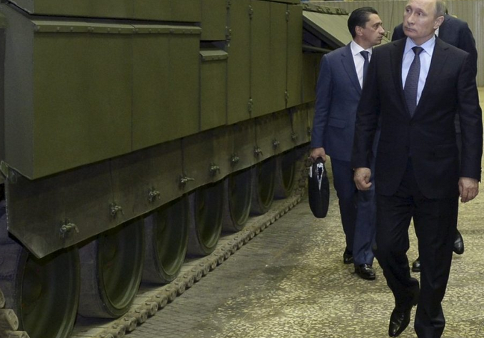 Ρωσία: Ποιο είναι το «καλύτερο άρμα του κόσμου» που περιμένει να αναχαιτίσει την ουκρανική αντεπίθεση