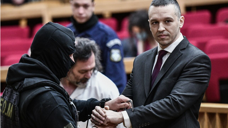 Κασιδιάρης: Απόψε καταλύθηκε οριστικά το δημοκρατικό πολίτευμα