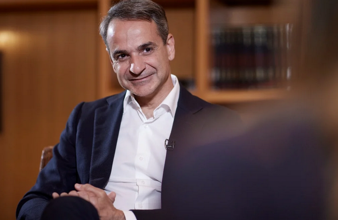 Μητσοτάκης στο Reuters: Γνωρίζω ότι οι μισθοί στην Ελλάδα είναι ακόμα χαμηλοί – Ο ΣΥΡΙΖΑ τάζει τον ουρανό με τ’ άστρα σε όλους