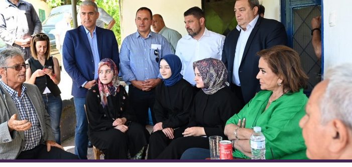 Ποιός εξέθεσε την κ. Ντόρα Μπακογιάννη (και) στα μκδ;