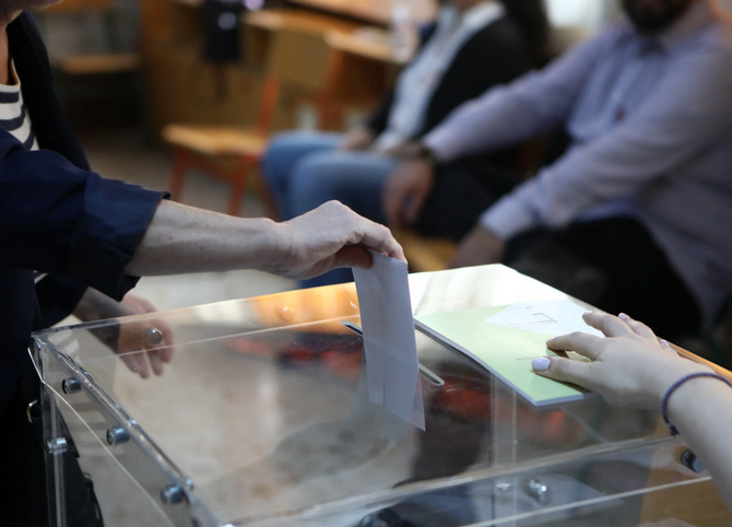 Νέα δημοσκόπηση: Αυτή είναι η διαφορά ΝΔ – ΣΥΡΙΖΑ – Τι ψήφισαν οι αναποφάσιστοι στις εκλογές του Μαΐου