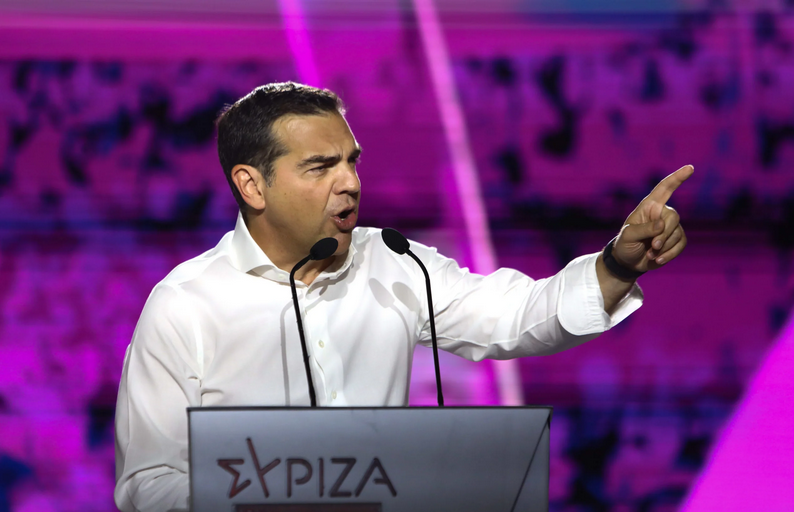 Εκλογές 2023: LIVE η ομιλία του Αλέξη Τσίπρα στο Σύνταγμα
