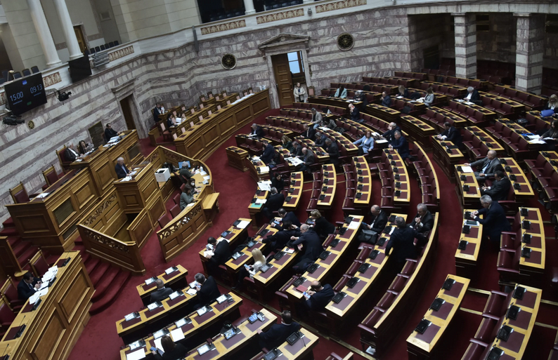 Εκλογές 2023: «Καραμπόλες» μετά την ολοκλήρωση της καταμέτρησης – Το ΚΚΕ κερδίζει μια έδρα, χάνει μία ο ΣΥΡΙΖΑ