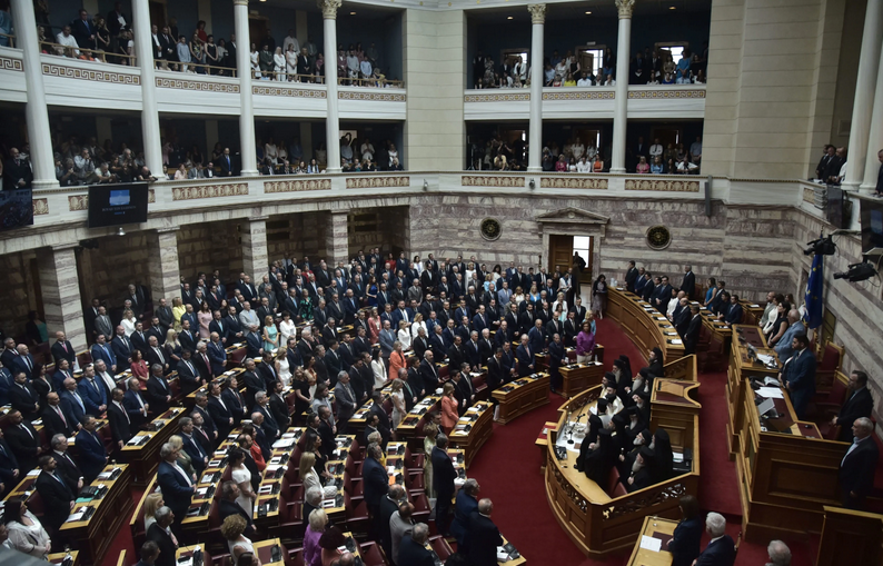 Η εκλογή του Προεδρείου της Βουλής – Ανανέωση θητείας για τον Κωνσταντίνο Τασούλα με 249 ψήφους