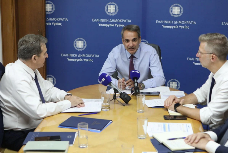 Μητσοτάκης: Ενίσχυση του ΕΚΑΒ με στελέχη της Πυροσβεστικής και των Ενόπλων Δυνάμεων – Εντός της ημέρας η ΠΝΠ