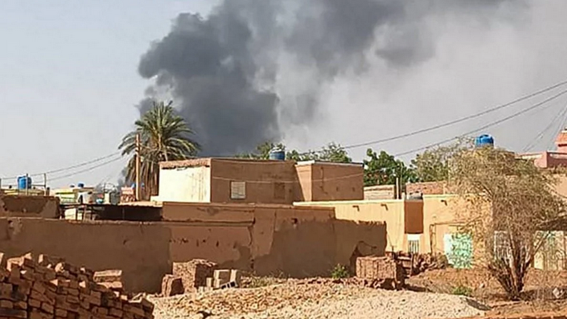 Πόλεμος στο Σουδάν: Αεροσκάφος των ένοπλων δυνάμεων καταρρίφθηκε στο Χαρτούμ