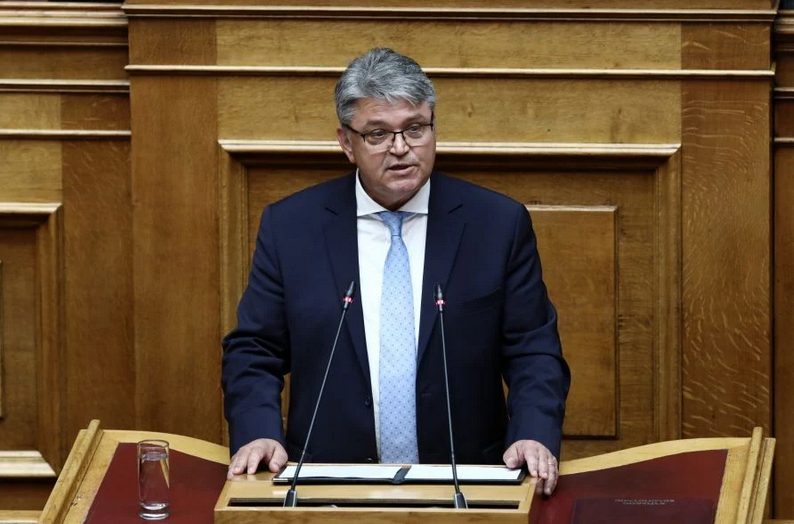 Νατσιός κατά αμβλώσεων: Το υπουργείο Οικογένειας να προστατεύσει το αγέννητο παιδί