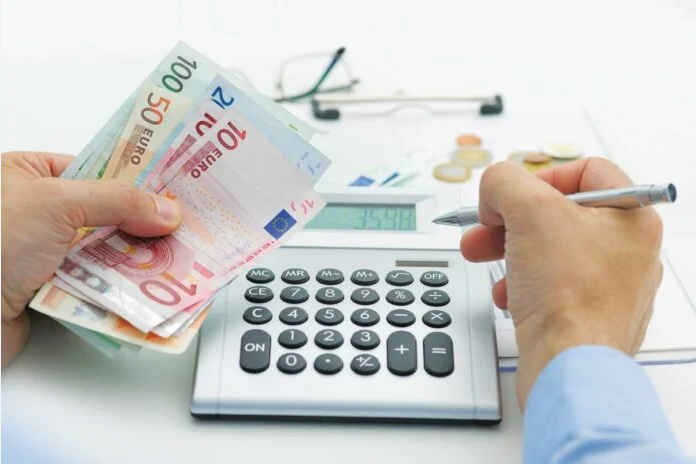 Τι θα ισχύσει με τις αυξήσεις των μισθών