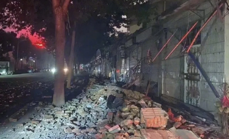 Σεισμός 5,4 βαθμών στην ανατολική Κίνα – Tουλάχιστον 21 τραυματίες, περισσότερα από 150 κτίρια κατέρρευσαν – ΦΩΤΟ και ΒΙΝΤΕΟ