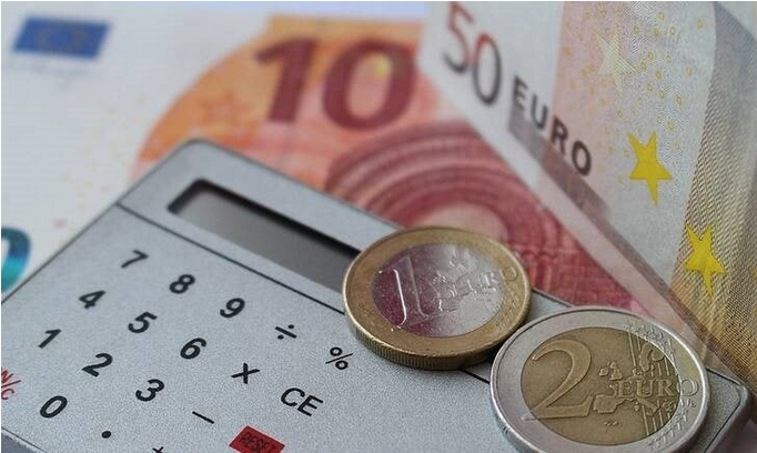 Προϋπολογισμός: Πόσο πάνω από τον στόχο κινήθηκε το πρωτογενές πλεόνασμα – Τα έσοδα και τα έξοδα