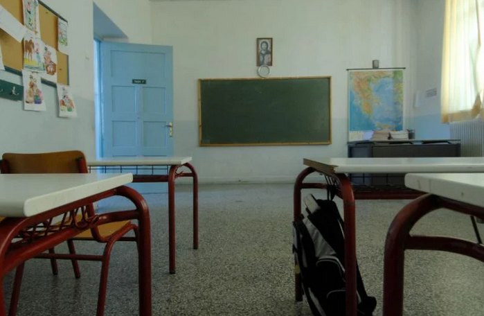 Πότε ανοίγουν τα σχολεία – Το ημερολόγιο της νέας σχολικής χρονιάς με τις γιορτές και τις αργίες