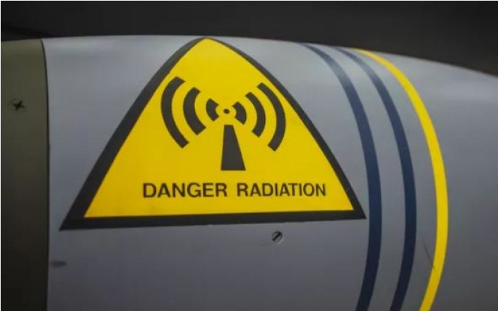 Αδίστακτες οι ΗΠΑ, δηλητηριάζουν την Ουκρανία με ραδιενέργεια - Ετοιμάζουν νέο πακέτο με βόμβες απεμπλουτισμένου ουρανίου