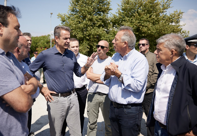 Κακοκαιρία Daniel: «Θα κάνουμε ό,τι χρειάζεται» είπε ο Μητσοτάκης στους δημάρχους της Θεσσαλίας