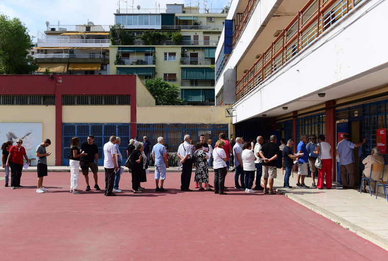 Εκλογές ΣΥΡΙΖΑ: Δόθηκε παράταση μίας ώρας – Στις 9 κλείνουν οι κάλπες