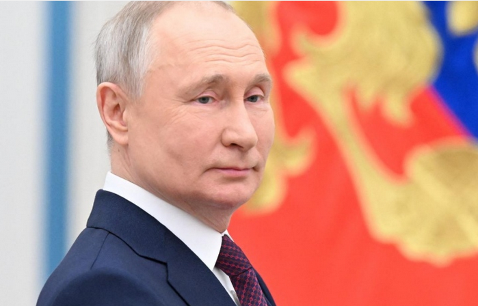 Ο Putin «κορόιδεψε» τη Δύση – Πως αποφεύγει τις κυρώσεις στο πετρέλαιο, ο ρόλος της Κίνας