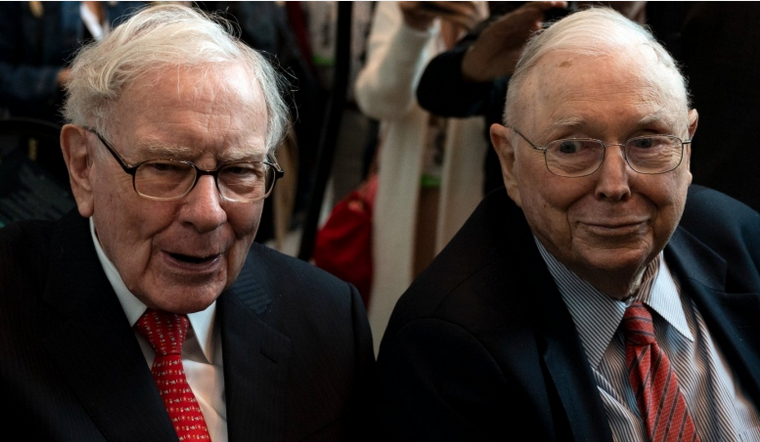 Buffett και Munger προειδοποιούν: Έρχεται τσουνάμι στην αγορά ακινήτων, δύσκολα τα πράγματα στην οικονομία