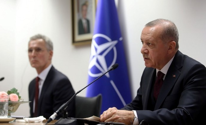 Προκλητικός ο Στόλτενμπεργκ: Στηρίζει τον Ερντογαν λέγοντας πως δεν δεν απασχολεί το ΝΑΤΟ η σχέση του με τη Χαμάς