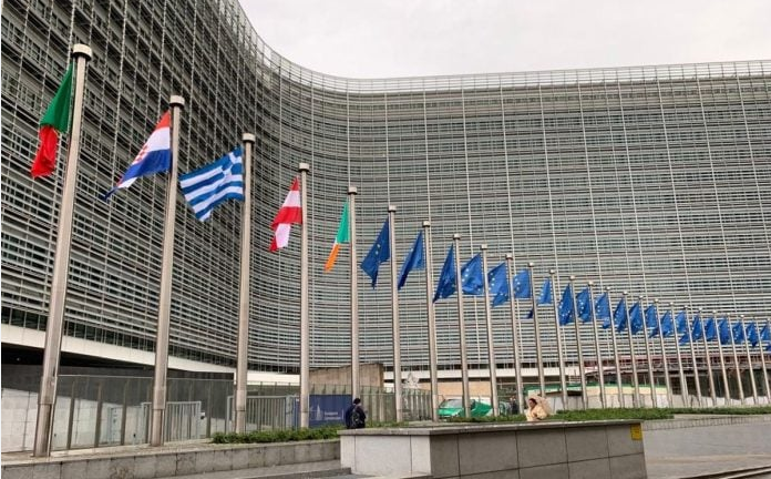 Δημοσκόπηση-σοκ του Ευρωπαϊκού Συμβουλίου Εξωτερικών Σχέσεων: Βλέπουν κατάρρευσή της ΕΕ τα επόμενα χρόνια!
