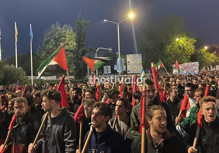 Θεσσαλονίκη: Με συνθήματα για την Παλαιστίνη η μεγάλη πορεία για το Πολυτεχνείο