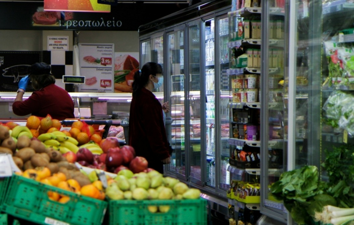 Η λιστα του σουπερ μαρκετ που τις αρχές του 2022 στοίχιζε 109 ευρω σημερα φτάνει τα 257 ευρω