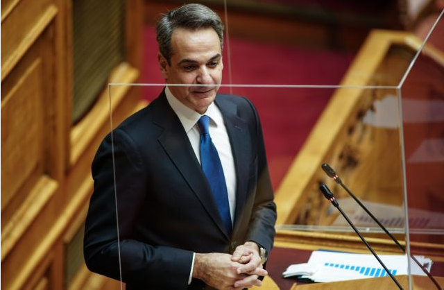 Κ.Μητσοτάκης σε ελεύθερους επαγγελματίες: «Αυτά λέγαμε προεκλογικά και αυτά κάνουμε – Θα πληρώσετε παραπάνω φόρο»