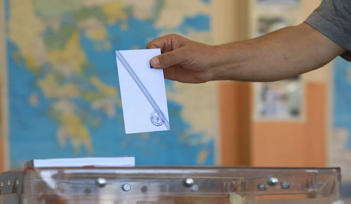 H μόλυνση του πολιτικού εδάφους