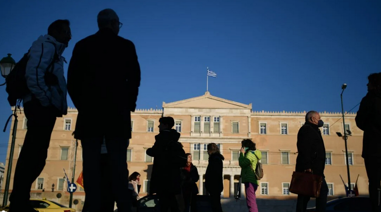 «Η κλιματική αλλαγή επηρεάζει την υγεία μας» – Τι εξηγούν Μαγιορκίνης και Λέκκας για το φαινόμενο
