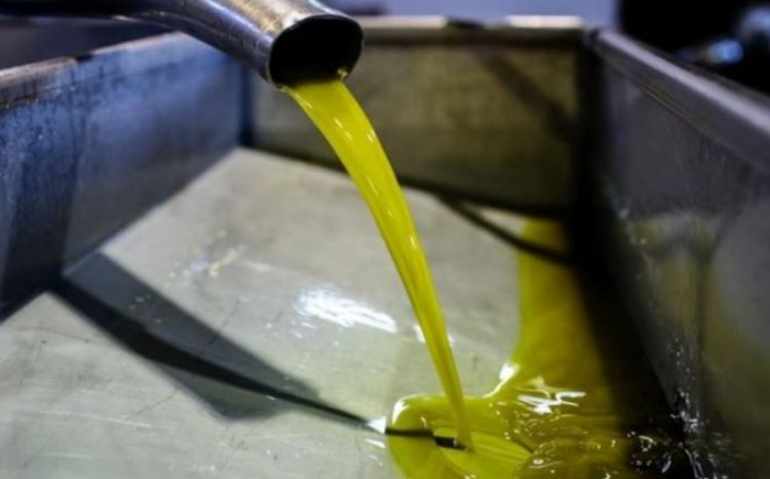 «Μάστιγα» το νοθευμένο ελαιόλαδο – Πόσο επικίνδυνο είναι για την υγεία μας