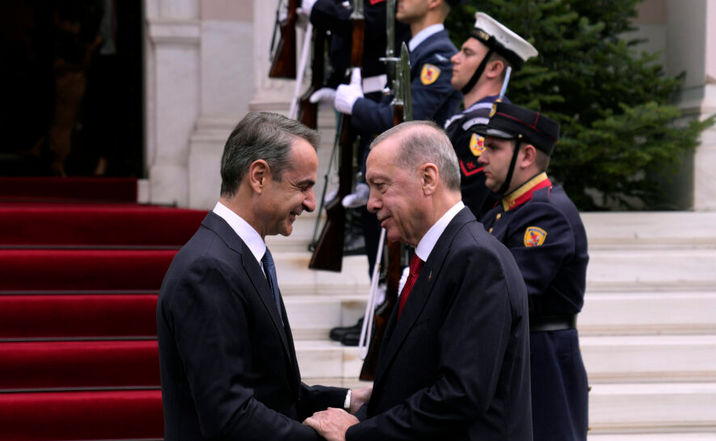 Το θετικό κλίμα της επίσκεψης Ερντογάν σε 12 «κλικ»