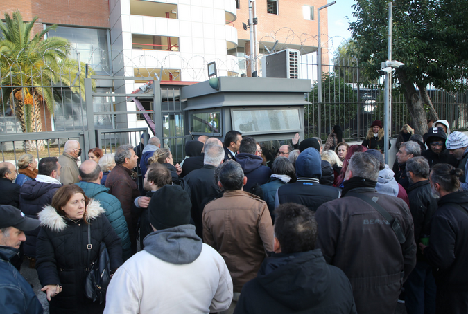 Σύσκεψη στο Μαξίμου μετά τα επεισόδια στου Ρέντη – Μαρινάκης: Στη φυλακή όσοι καταδικάζονται για οπαδική βία